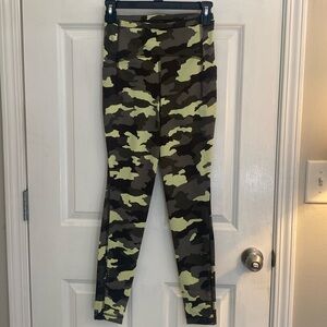 Camo Lululemon leggings